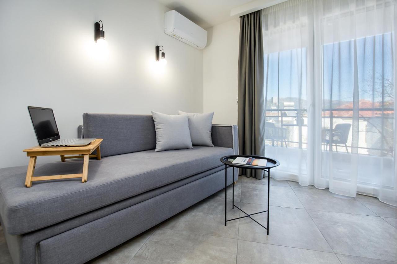 Alla Strada - Micro Suites Лименария Екстериор снимка