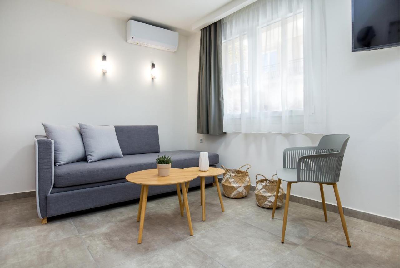 Alla Strada - Micro Suites Лименария Екстериор снимка