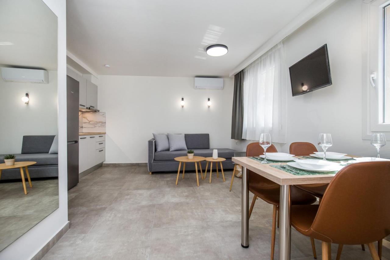 Alla Strada - Micro Suites Лименария Екстериор снимка