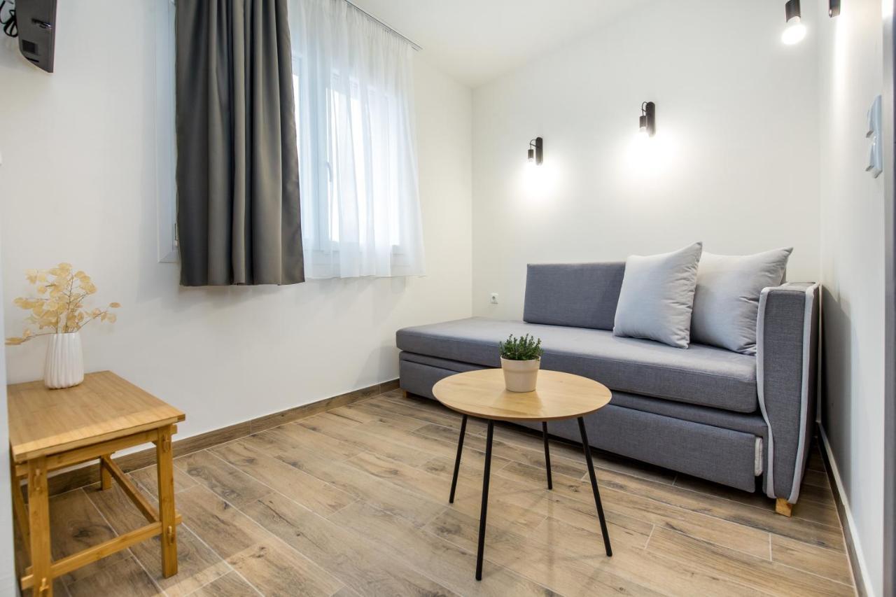 Alla Strada - Micro Suites Лименария Екстериор снимка