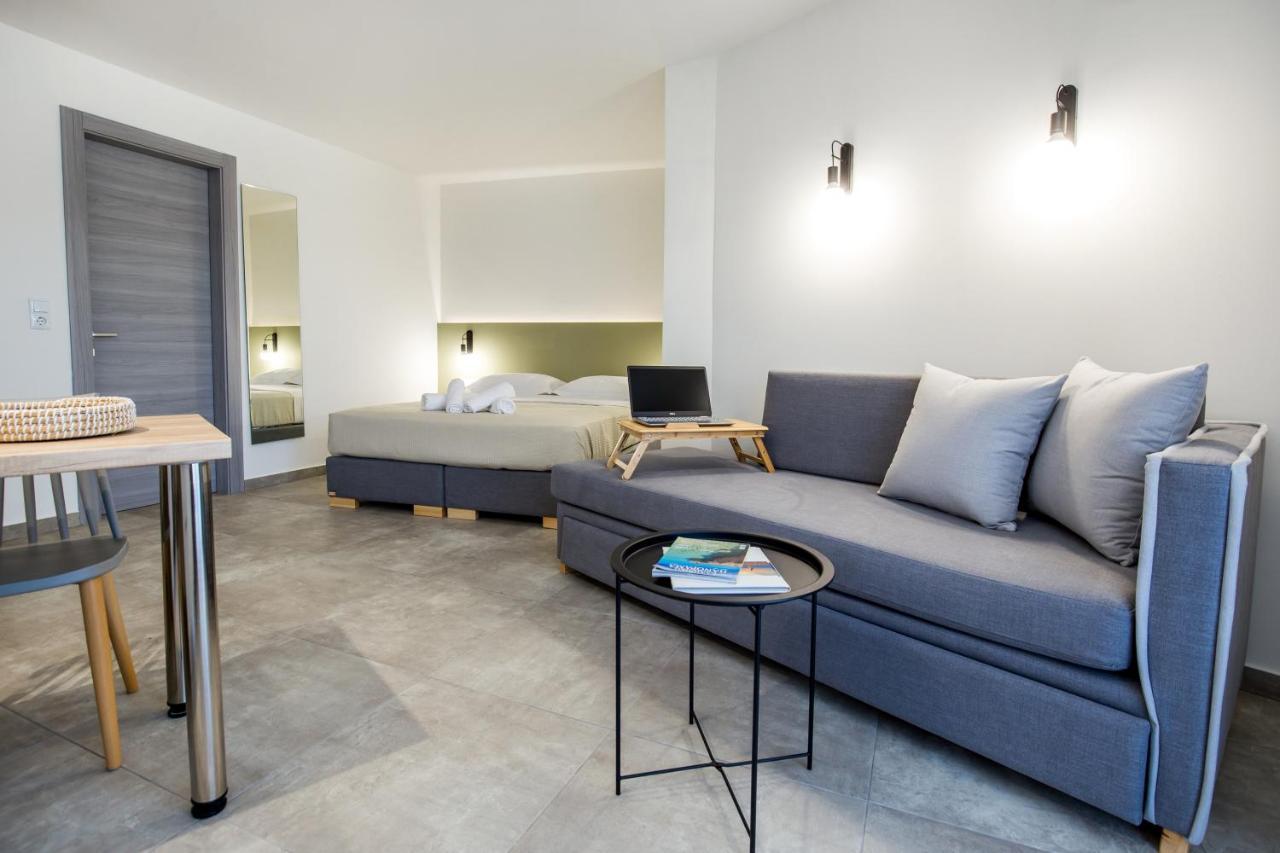 Alla Strada - Micro Suites Лименария Екстериор снимка